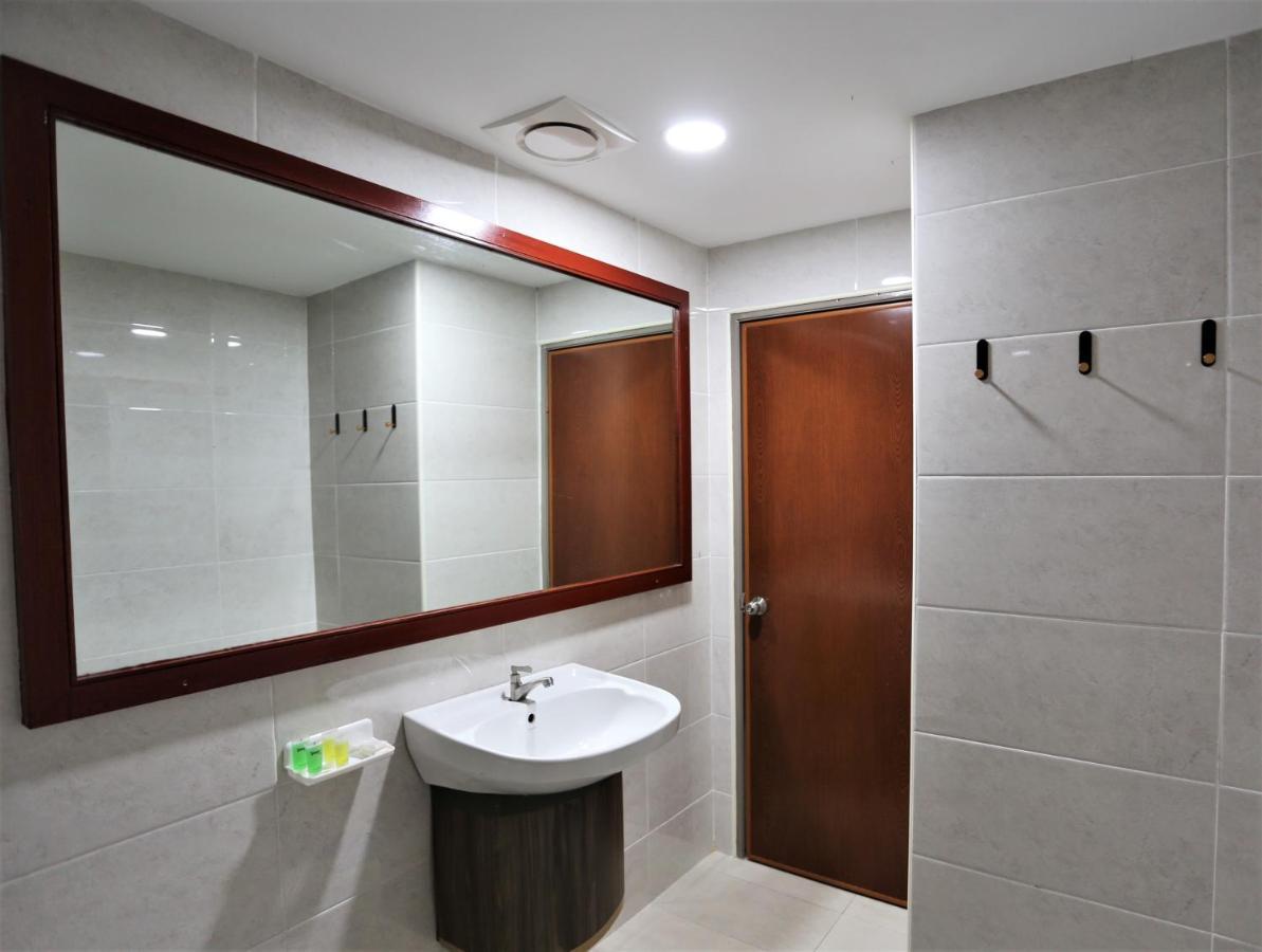 Hôtel La Isra At Kuala Lumpur Extérieur photo
